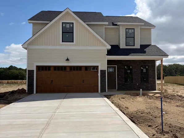 1538 Eastbay Dr, Fayetteville, NC 28312