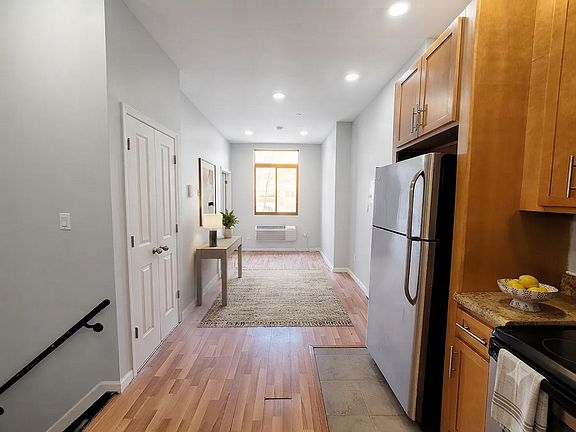 4th image of 1477 Bushwick Ave #1F