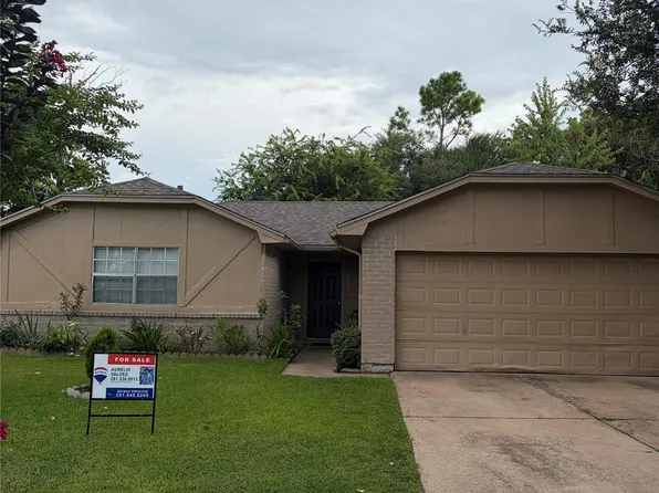 16715 Alametos Dr, Houston, TX 77083