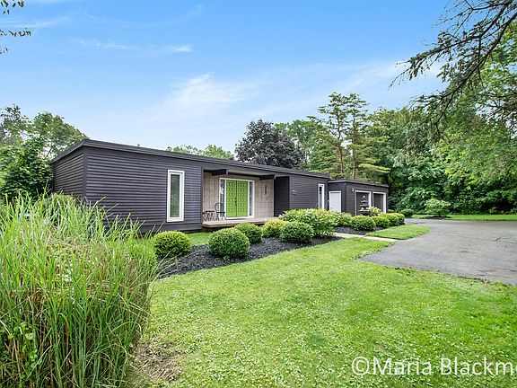 3rd image of 1803 Horizon Dr