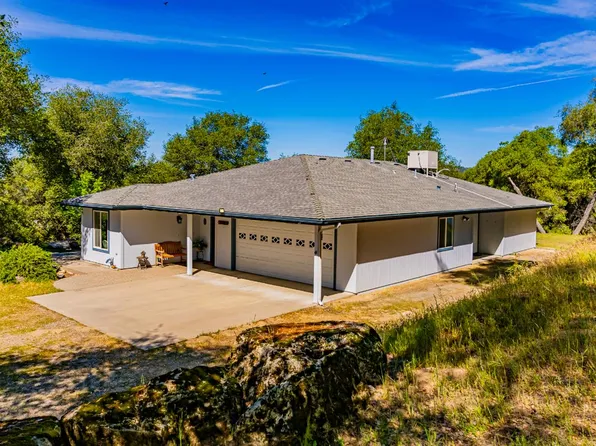 50359 Dovewood Ln, Oakhurst, CA 93644