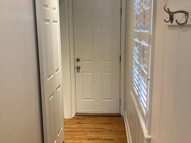 1710 Thacker Ave — Photo 5