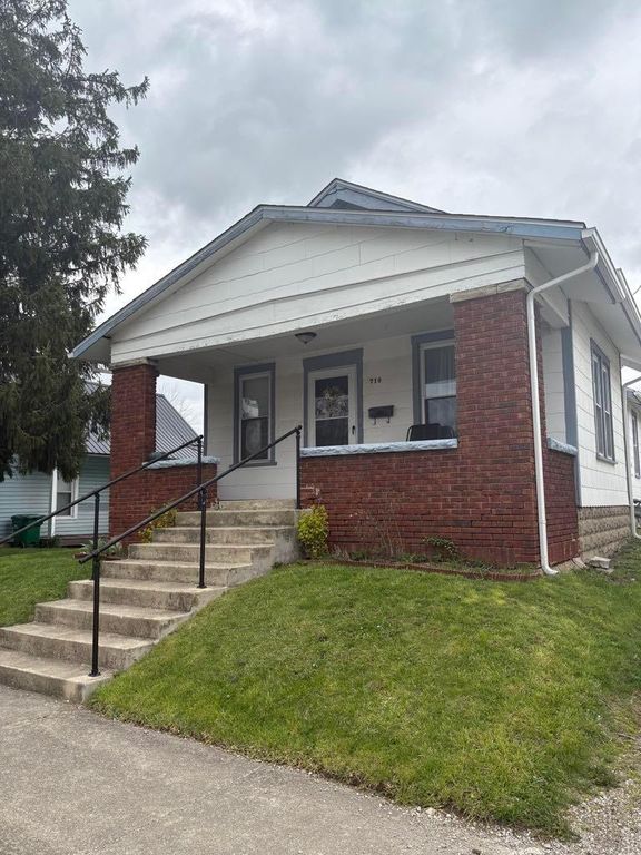 Real estate listing image