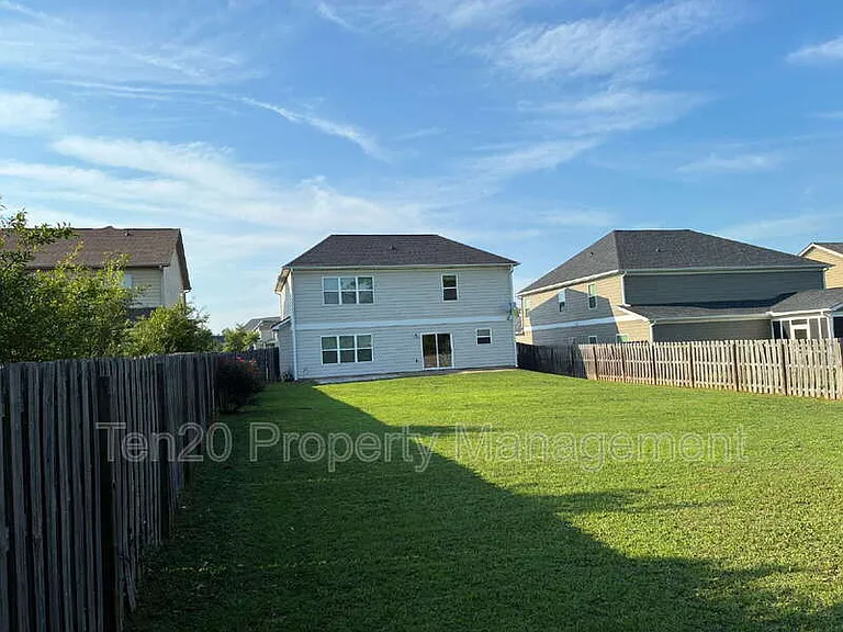 9708 Yellow Pine Rd — Photo 3