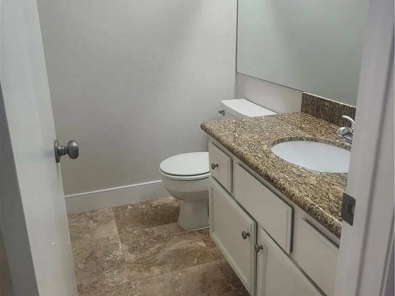 8428 Oyster Dr — Photo 7