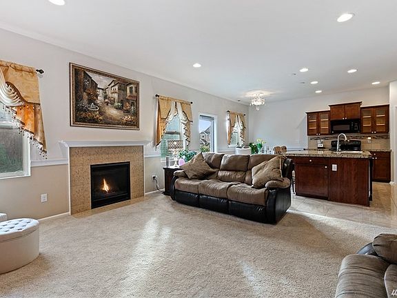 4th image of 2408 195th St E