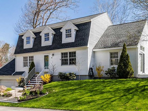 2nd image of 18 Birkdale Cir