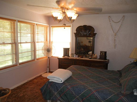 4th image of 200 Nauert St