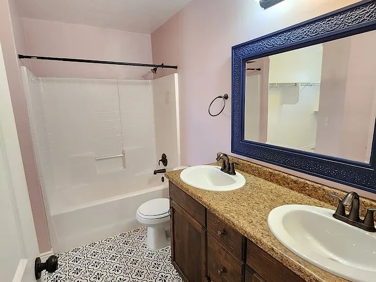 1000 E Bluff View Dr #94 — Photo 26