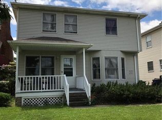 6503 Snow Rd, Parma, OH 44129