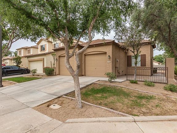 2nd image of 916 S Tucana Ln