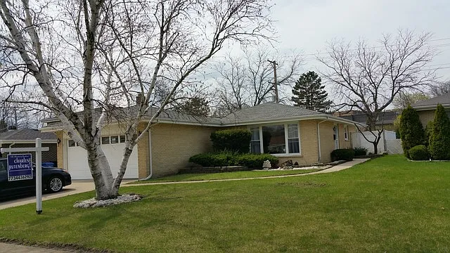 474 Lillian Ln photo 1