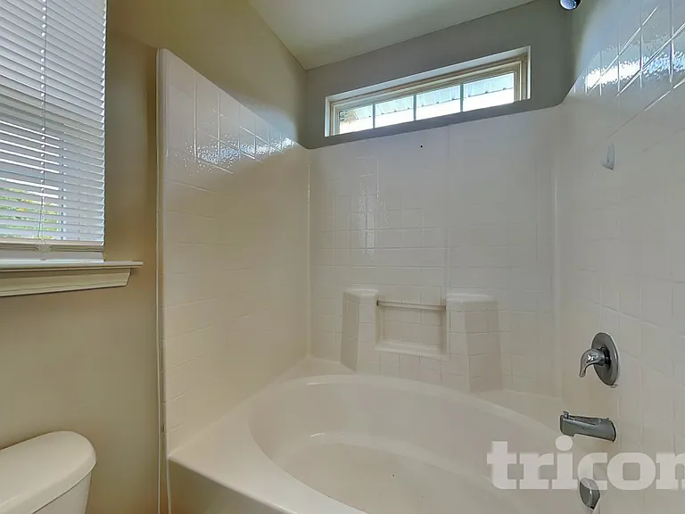 12437 Stumptown Rd — Photo 9