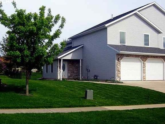 2nd image of 640 Rebecca St