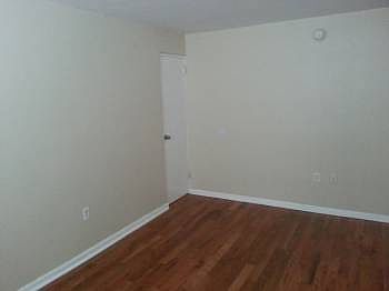 2nd image of 4134 Longshore Ave APT 2