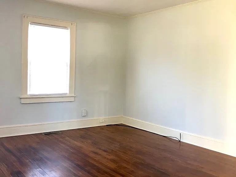 112 Morrow St — Photo 1