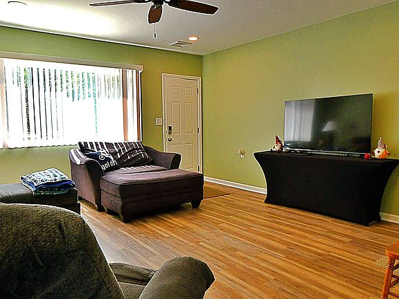 4th image of 8693 South St