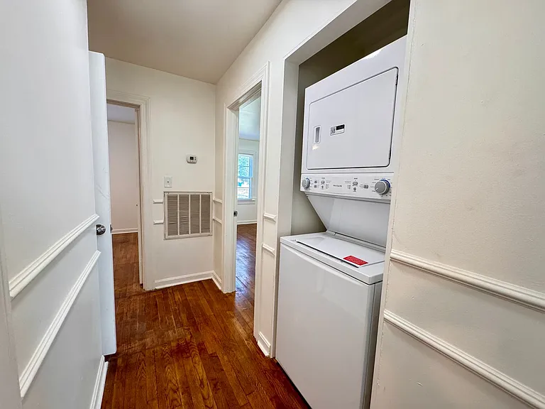 804 E Northington St — Photo 6