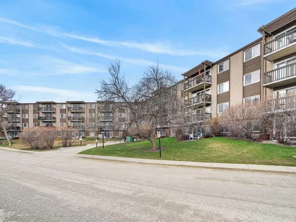 8948 E Elbow Dr SW #602, Calgary, AB T2V 0H9