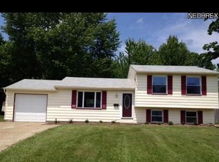 87 Summerberry Ln, Niles, OH