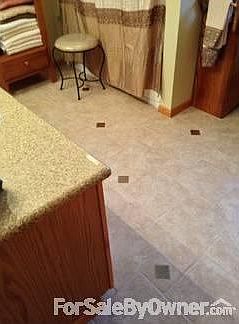 Dining room
						:
						Built-in China Cabinet