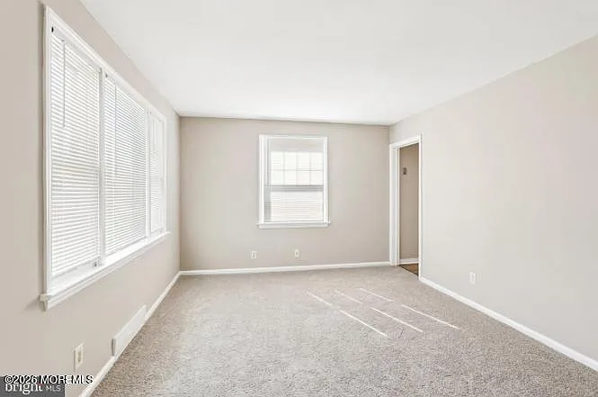 536 E Franklin St — Photo 3