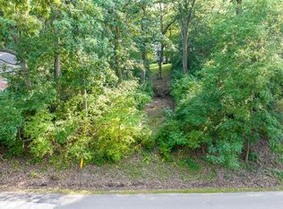 1911 Candlewick Dr SW, Poplar Grove, IL 61065