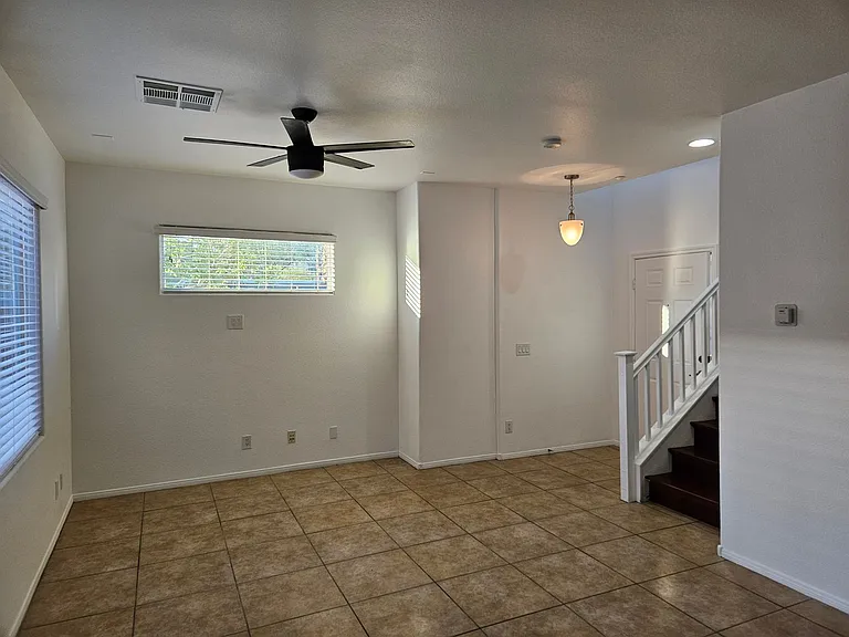 7349 Trailside Park Ct — Photo 8