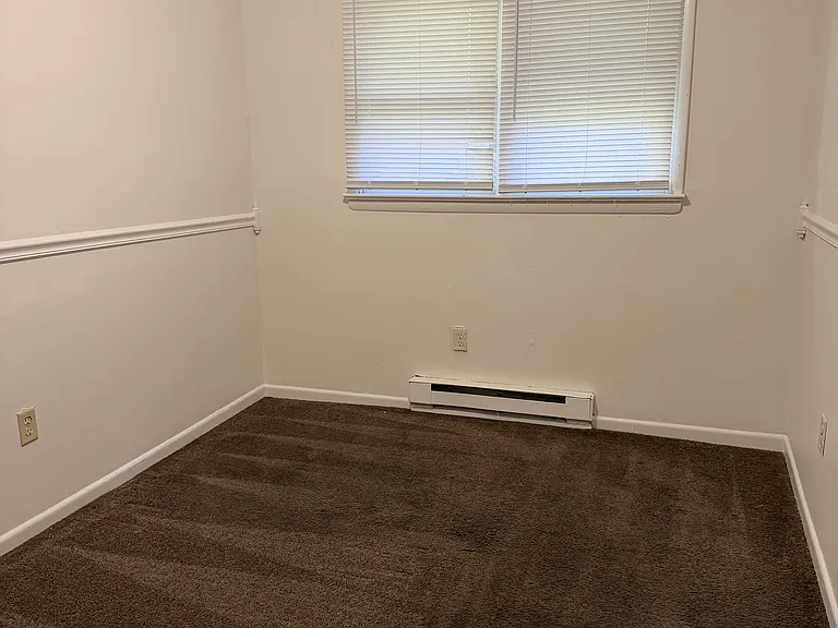 431 Hearn Ln — Photo 8