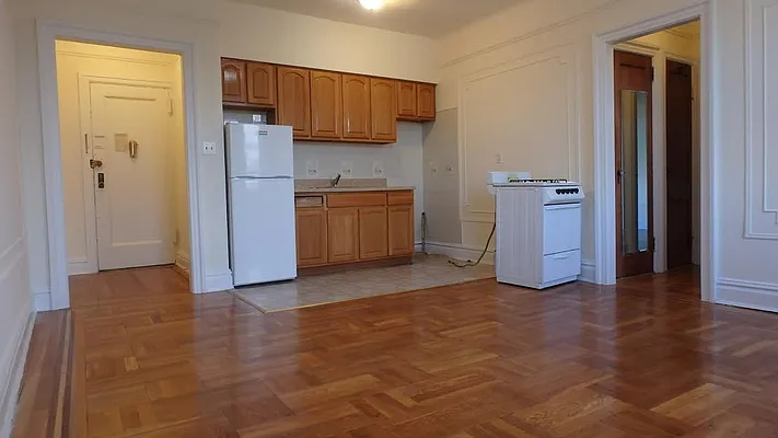 Rented by MAC Realty NY | media 15