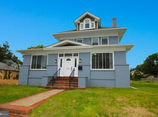 20 S Dean Ave, Trenton, NJ 08618