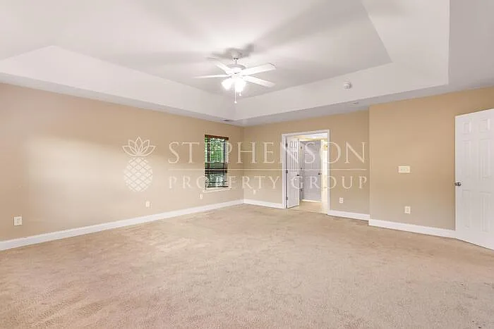 405 Abbeydale Way — Photo 17