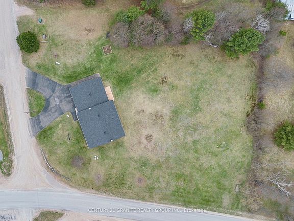 3rd image of 6 Stringer Rd