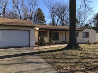 426 Bloomfield Ave, West Hartford, CT 06117