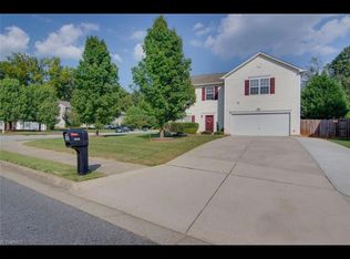 4464 Garden Club St, High Point, NC 27265