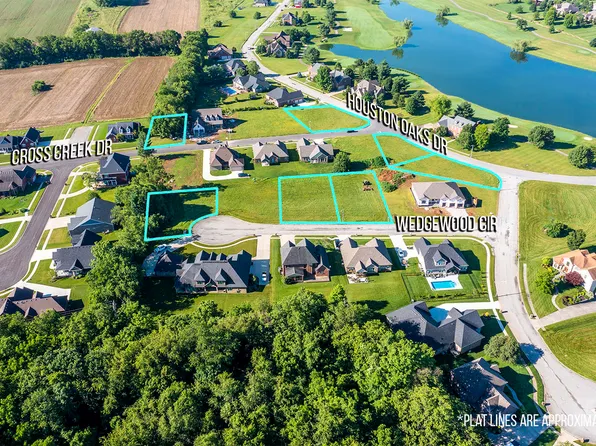 206 Wedgewood Cir, Paris, KY 40361