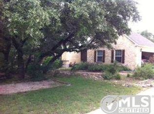 415 Thoroughbred Ln, Spring Branch, TX 78070