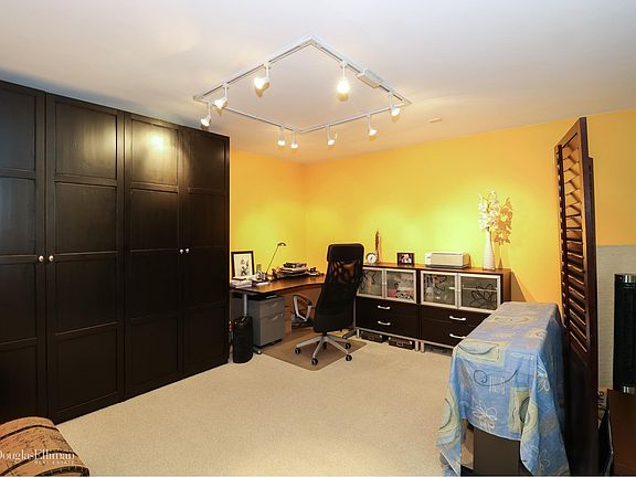 5th image of 34 Pearsall Ave APT 3E