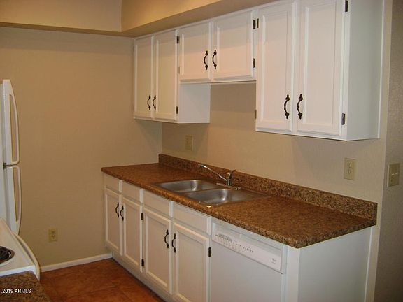 5th image of 5136 E Evergreen St Unit 1123