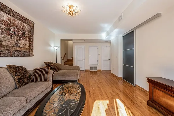 Sold by Ben Bay Realty Co. of Bay Ridge | media 21