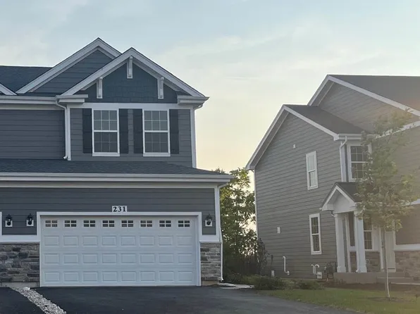 231 Charlestowne Lakes Dr, Saint Charles, IL 60174