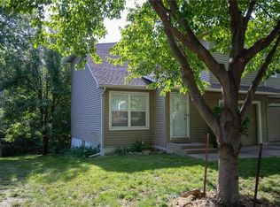 1326 N Mart Way Dr, Olathe, KS 66061