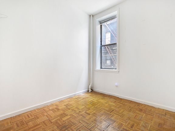 4th image of 416 E 70th St #4