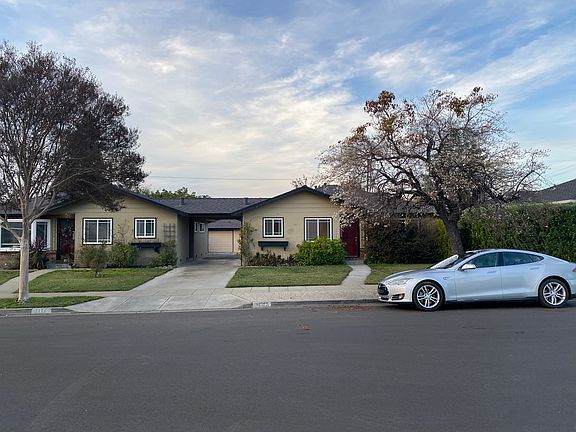 2nd image of 1109 Denise Way