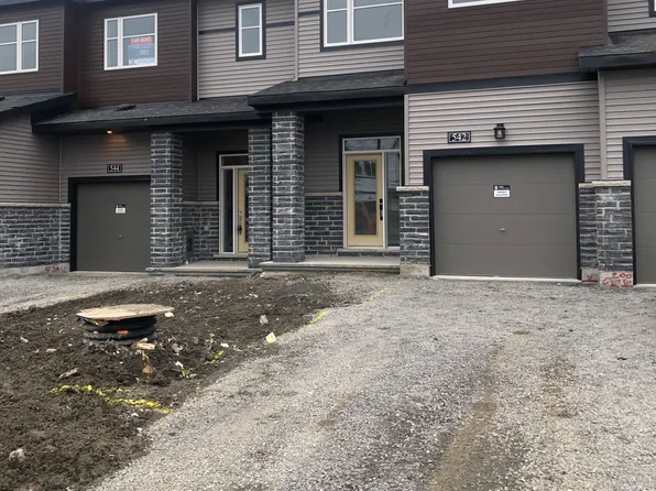 542 Clemency Cres, Ottawa, ON K2J 6R7