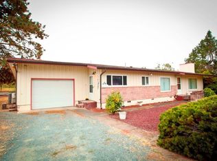 2001 Willow Ln, Grants Pass, OR 97527