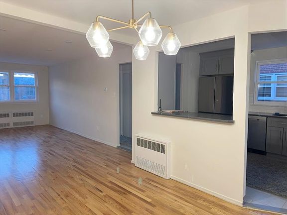 3rd image of 2155 E 24th St #3