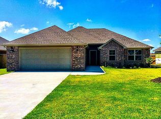 1104 SW Horizon St, Bentonville, AR 72712