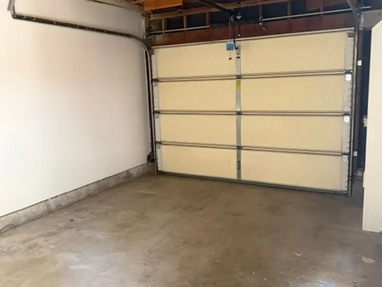 2324 Raintree Dr — Photo 11