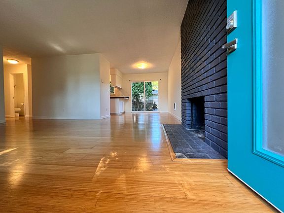 4th image of 5110 SE 41st Ave #5112